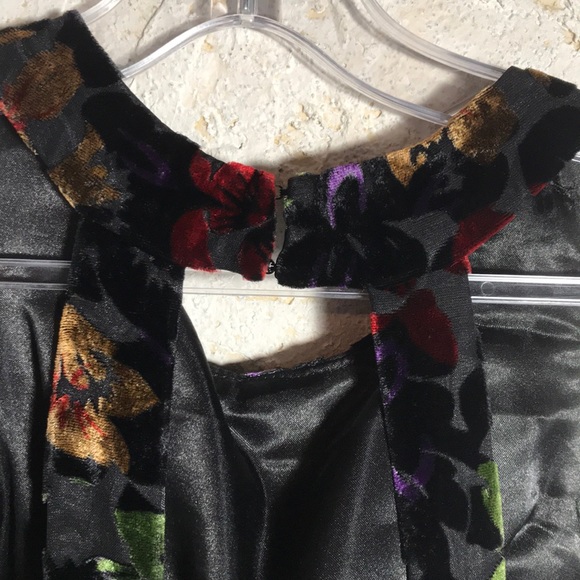 Val Stefani Prom Dress - Picture 6 of 8